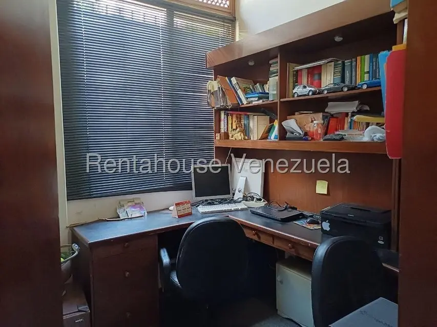 Casa (Multipes Niveles) en Venta en La Lagunita Country Club, Distrito Metropolitano - 28