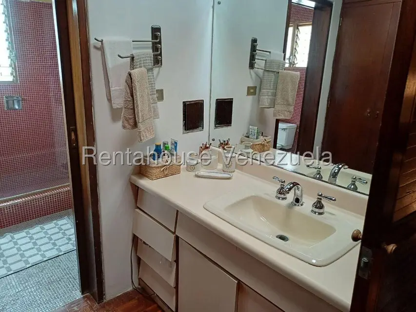 Casa (Multipes Niveles) en Venta en La Lagunita Country Club, Distrito Metropolitano - 31