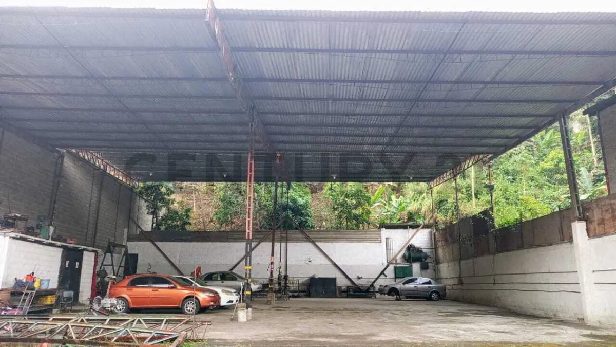 Venta Galpón en Filas de Mariche - 2