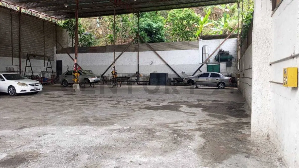 Venta Galpón en Filas de Mariche - 3