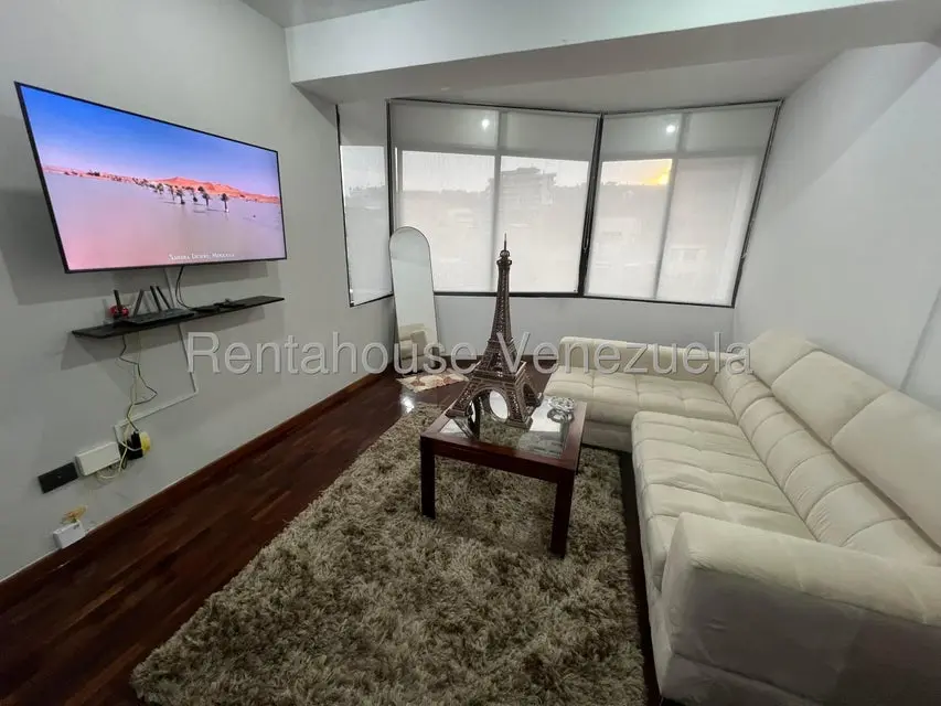 Apartamento (1 Nivel) en Alquiler en Los Naranjos de Las Mercedes, Distrito Metropolitano - 17
