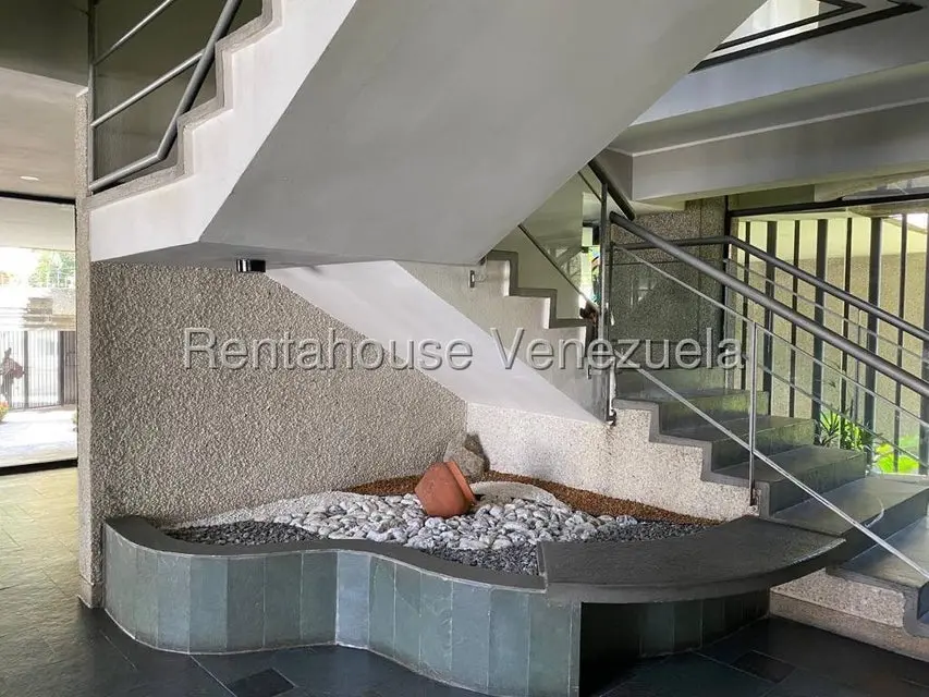Apartamento (1 Nivel) en Alquiler en Los Naranjos de Las Mercedes, Distrito Metropolitano - 23