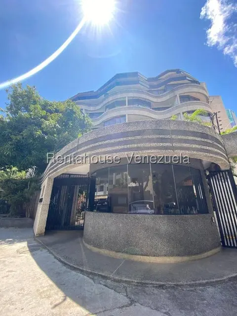 Apartamento (1 Nivel) en Alquiler en Los Naranjos de Las Mercedes, Distrito Metropolitano - 24