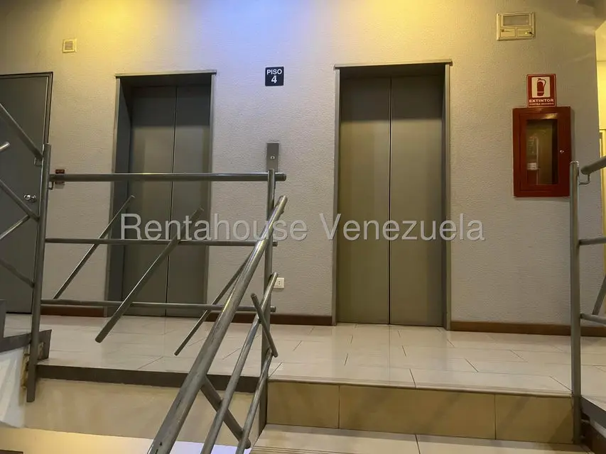 Apartamento (1 Nivel) en Alquiler en Los Naranjos de Las Mercedes, Distrito Metropolitano - 5