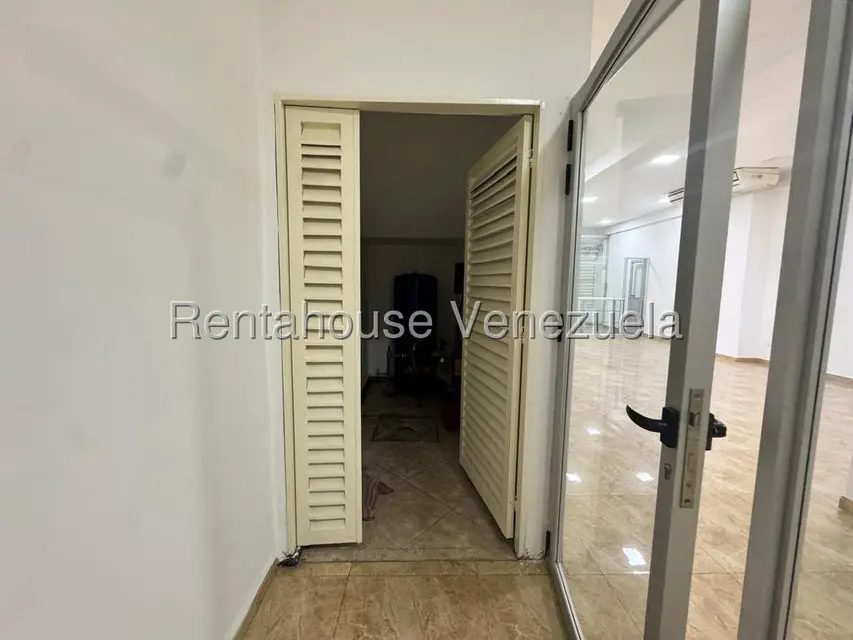 Comercial (Local Comercial) en Alquiler en Centro, Lara - 13