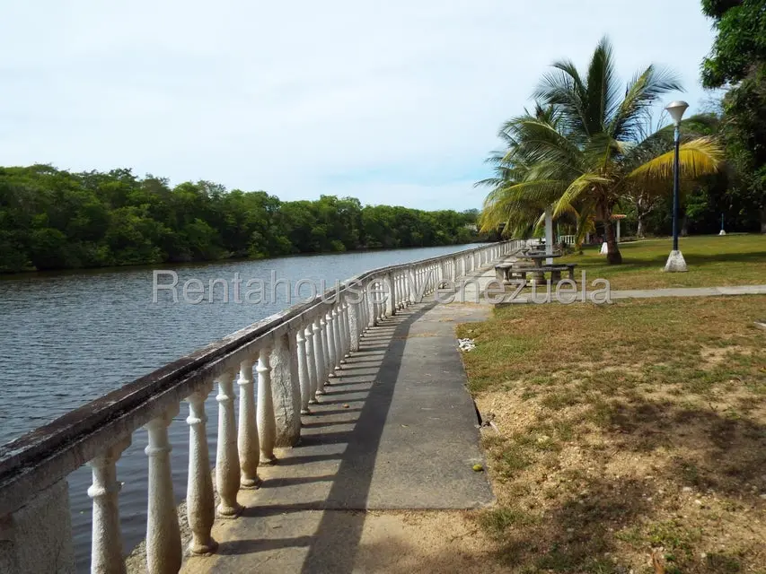 Apartamento (1 Nivel) en Venta en Las Mercedes de Paparo, Miranda - 21