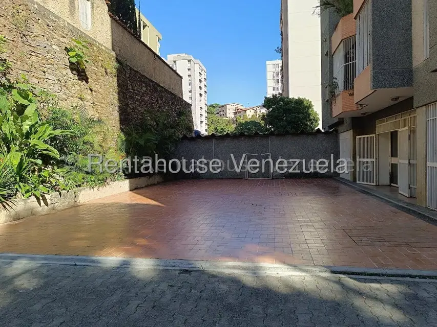 Apartamento (1 Nivel) en Venta en El Marques, Distrito Metropolitano - 13