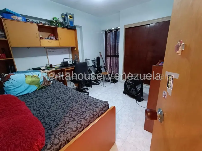 Apartamento (1 Nivel) en Venta en El Marques, Distrito Metropolitano - 14