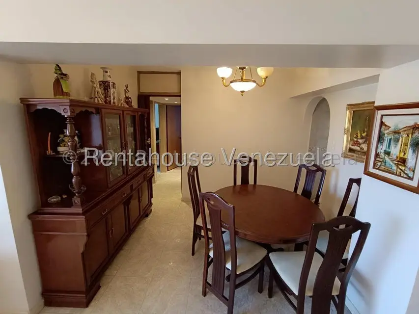 Apartamento (1 Nivel) en Venta en El Marques, Distrito Metropolitano - 3