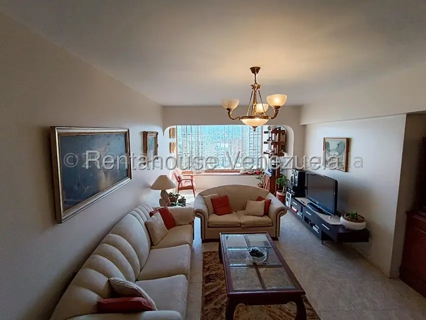 Apartamento (1 Nivel) en Venta en El Marques, Distrito Metropolitano - 8