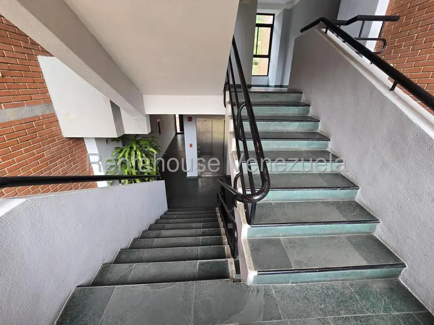 Apartamento (1 Nivel) en Venta en Mampote, Miranda - 2