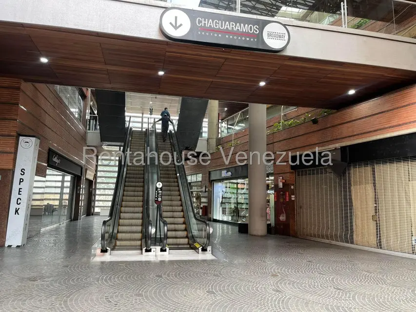Comercial (Local Comercial) en Alquiler en Chacao, Distrito Metropolitano - 4