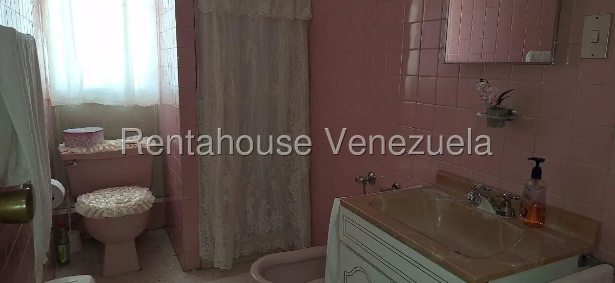 Comercial (Edificio) en Venta en Los Chorros, Distrito Metropolitano - 24