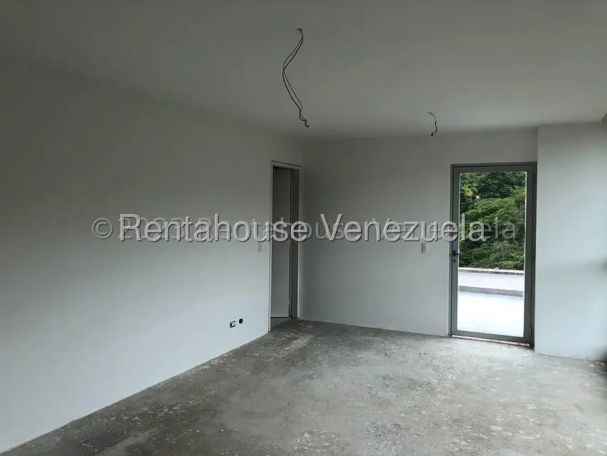 Apartamento (Duplex) en Venta en Los Campitos, Distrito Metropolitano - 12