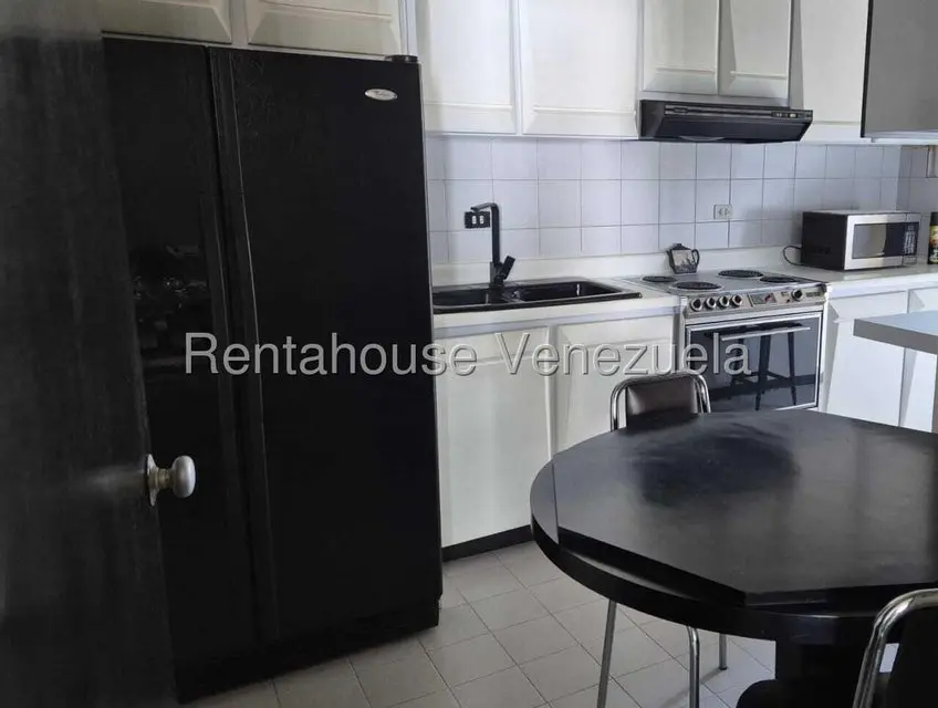 Apartamento (1 Nivel) en Alquiler en Terrazas del Avila, Distrito Metropolitano - 4