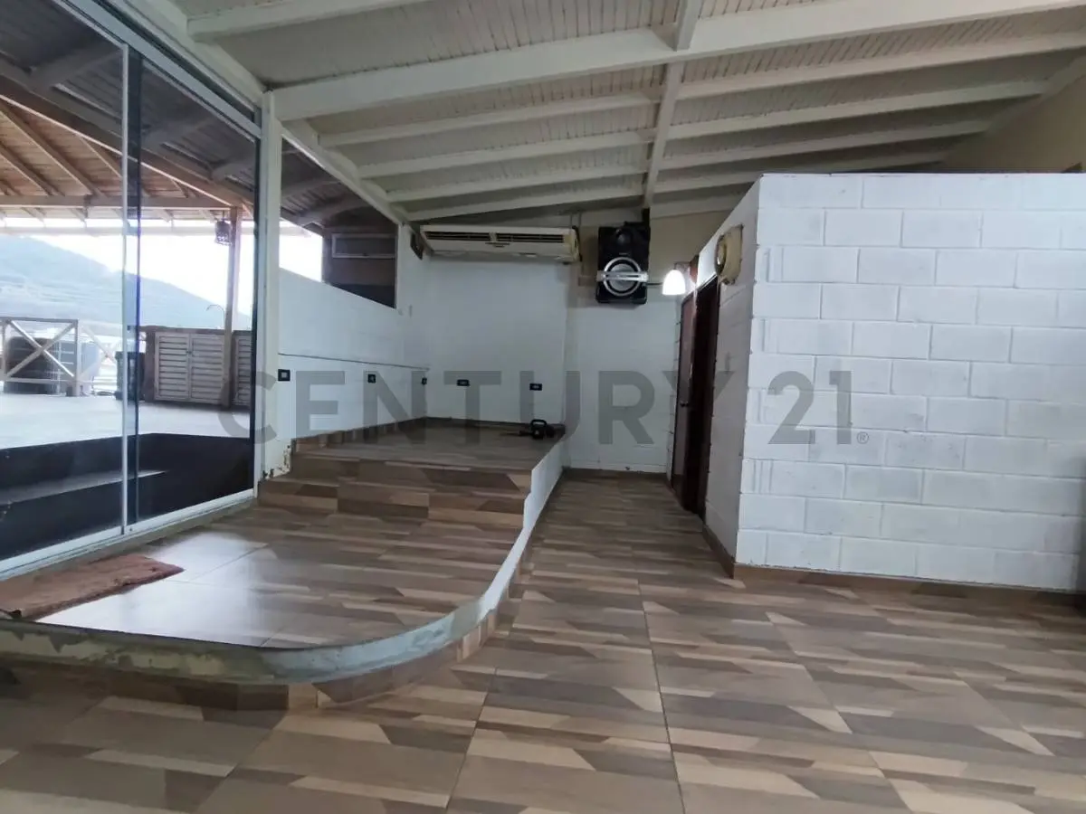 En venta casa totalmente remodelada en Barcelona vía el Rincón - 10