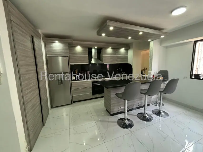 Apartamento (1 Nivel) en Alquiler en Parroquia San Juan, Distrito Metropolitano - 9