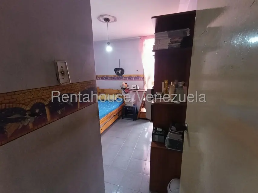 Apartamento (1 Nivel) en Venta en El Tambor, Miranda - 2