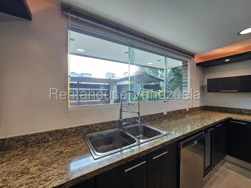 Casa (Multipes Niveles) en Alquiler en Alto Hatillo, Distrito Metropolitano - 17