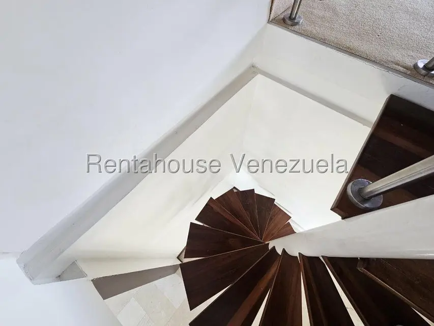 Casa (Multipes Niveles) en Alquiler en Alto Hatillo, Distrito Metropolitano - 31