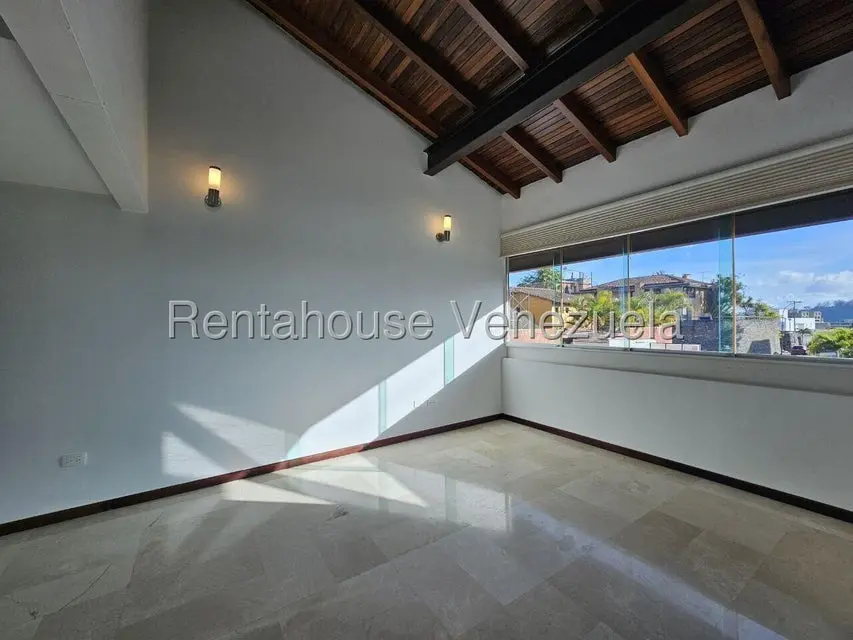 Casa (Multipes Niveles) en Alquiler en Alto Hatillo, Distrito Metropolitano - 33