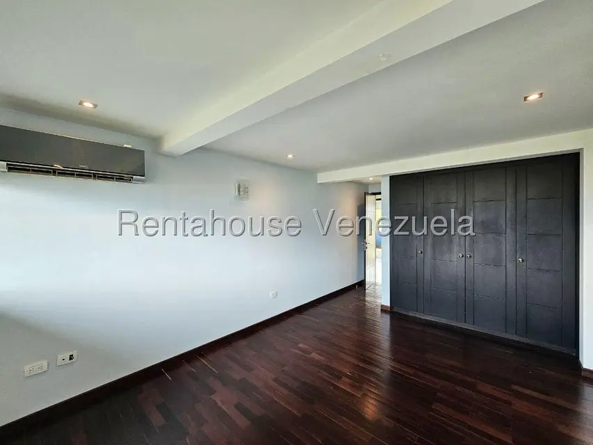 Casa (Multipes Niveles) en Alquiler en Alto Hatillo, Distrito Metropolitano - 40