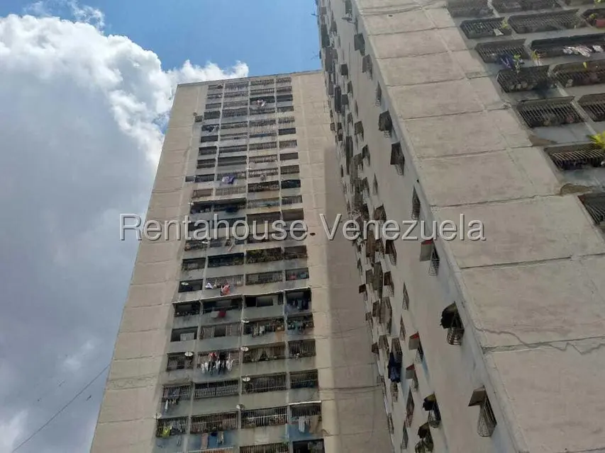 Apartamento (1 Nivel) en Venta en El Valle, Distrito Metropolitano - 15