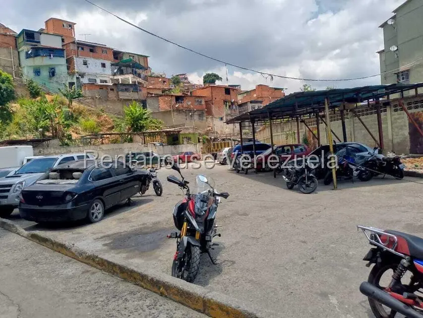 Apartamento (1 Nivel) en Venta en El Valle, Distrito Metropolitano - 20