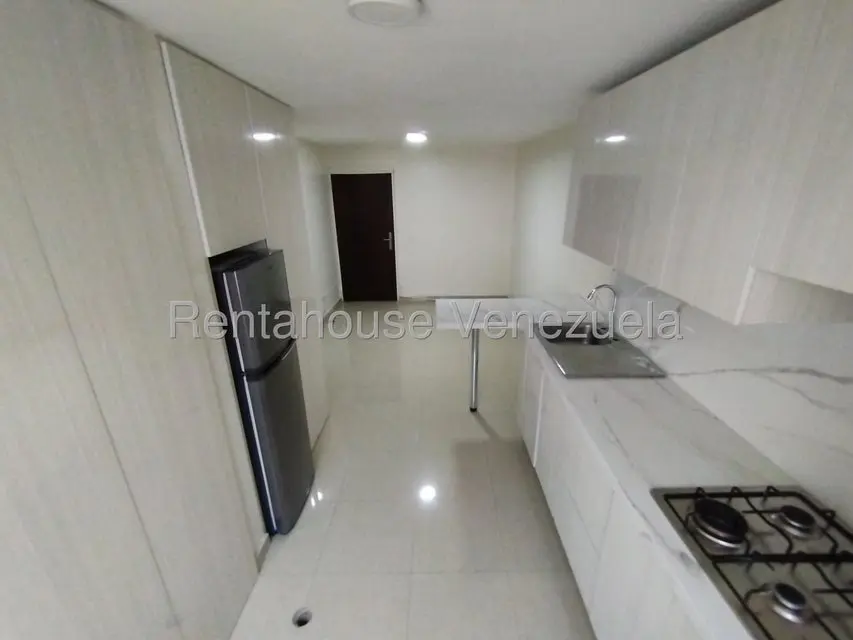 Apartamento (1 Nivel) en Alquiler en Ciudad Roca, Lara - 6