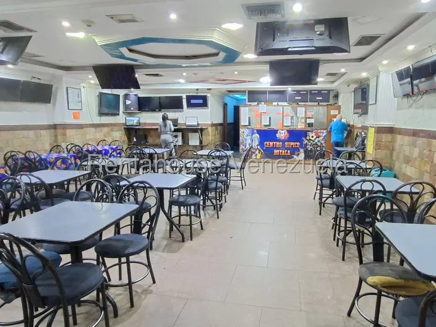 Comercial (Local Comercial) en Venta en San Agustin del Norte, Distrito Metropolitano - 9