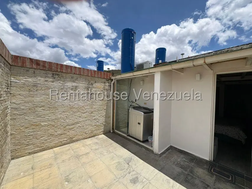 Apartamento (Duplex) en Venta en El Encantado, Distrito Metropolitano - 24