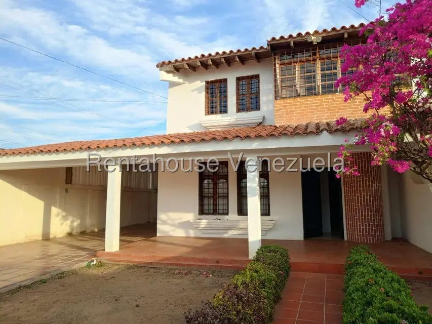 Comercial (Local Comercial) en Alquiler en Campo Claro, Zulia - 2
