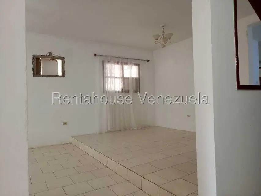 Comercial (Local Comercial) en Alquiler en Campo Claro, Zulia - 4