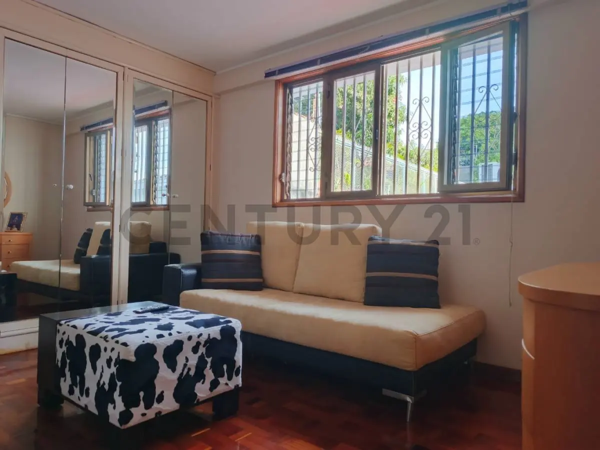 URB. EL MARQUES, CASA - QUINTA VENTA , CARACAS edo. MIRANDA - 17