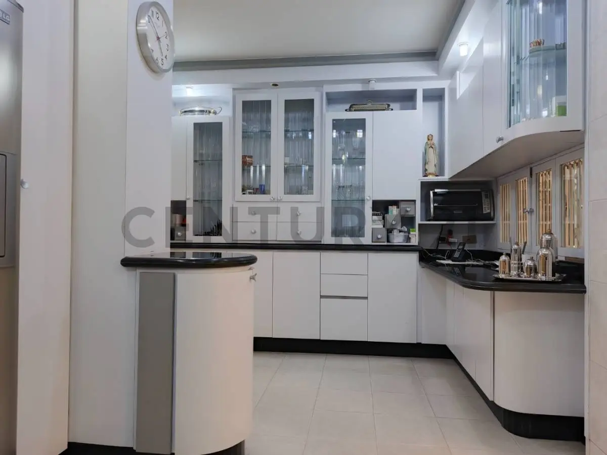 URB. EL MARQUES, CASA - QUINTA VENTA , CARACAS edo. MIRANDA - 8