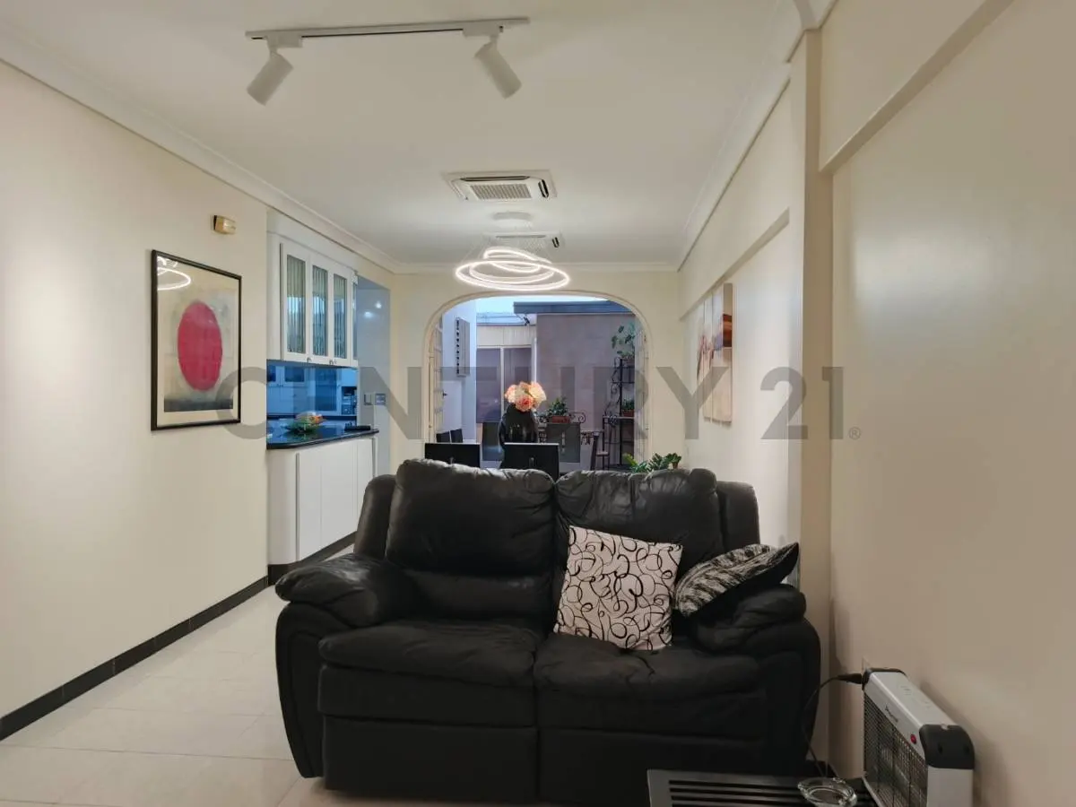 URB. EL MARQUES, CASA - QUINTA VENTA , CARACAS edo. MIRANDA - 10