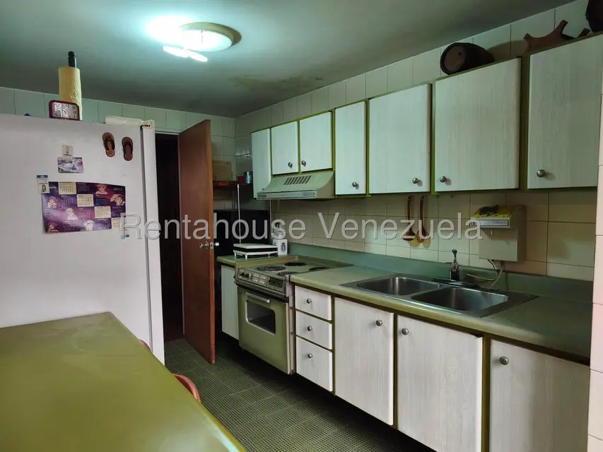 Apartamento (1 Nivel) en Venta en El Bosque, Distrito Metropolitano - 11