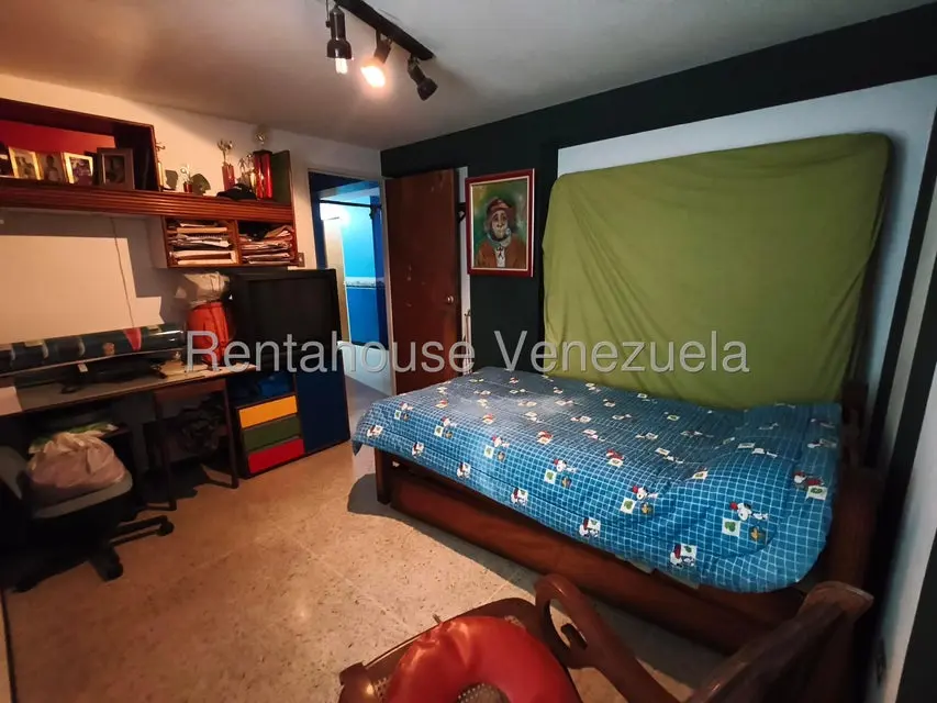 Apartamento (1 Nivel) en Venta en El Bosque, Distrito Metropolitano - 4