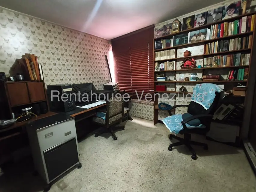 Apartamento (1 Nivel) en Venta en El Bosque, Distrito Metropolitano - 35