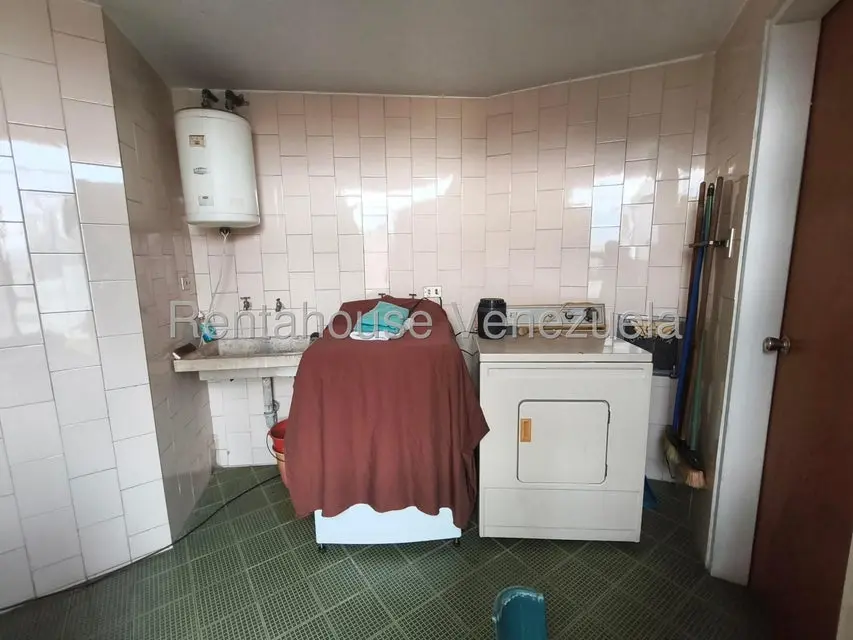 Apartamento (1 Nivel) en Venta en El Bosque, Distrito Metropolitano - 41