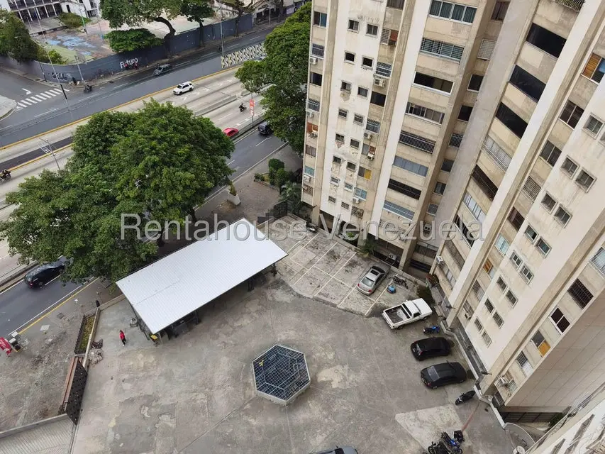 Apartamento (1 Nivel) en Venta en El Bosque, Distrito Metropolitano - 45