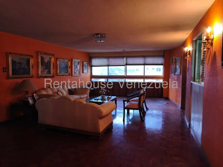 Apartamento (1 Nivel) en Venta en El Bosque, Distrito Metropolitano - 8