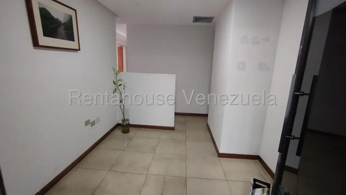 Comercial (Oficina) en Alquiler en Chacao, Distrito Metropolitano - 2