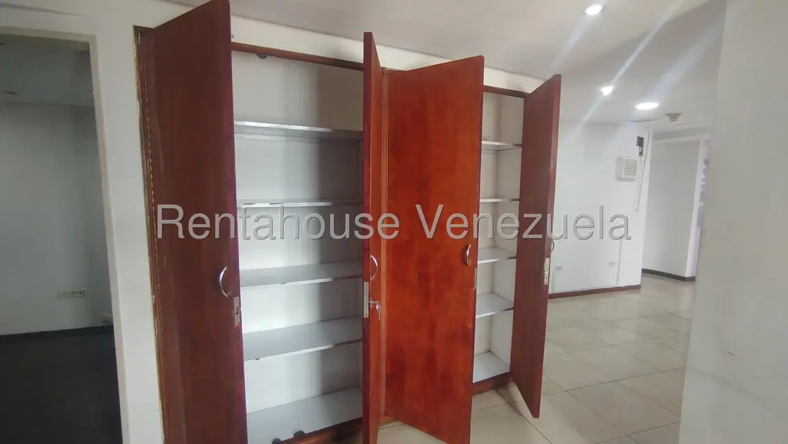 Comercial (Oficina) en Alquiler en Chacao, Distrito Metropolitano - 13