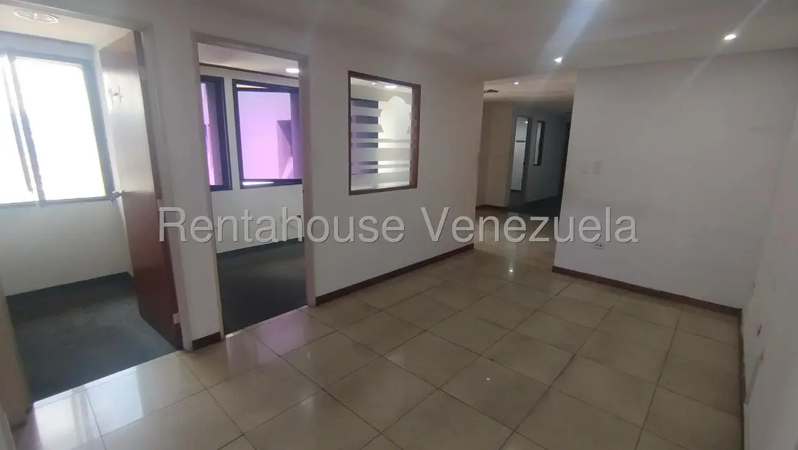 Comercial (Oficina) en Alquiler en Chacao, Distrito Metropolitano - 3