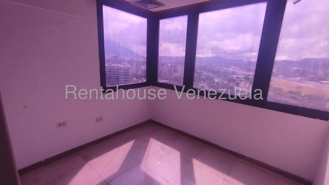 Comercial (Oficina) en Alquiler en Chacao, Distrito Metropolitano - 5