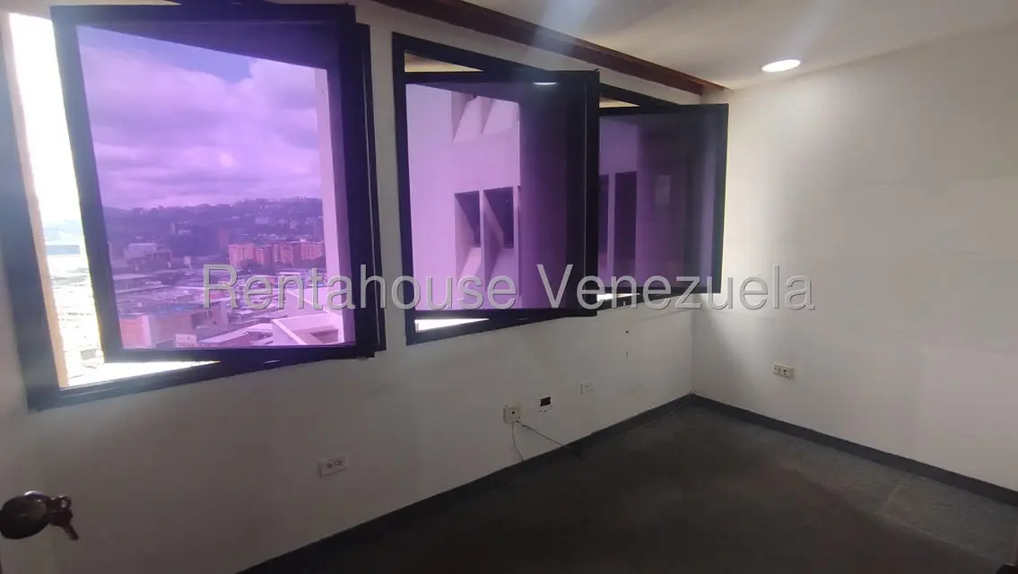 Comercial (Oficina) en Alquiler en Chacao, Distrito Metropolitano - 9