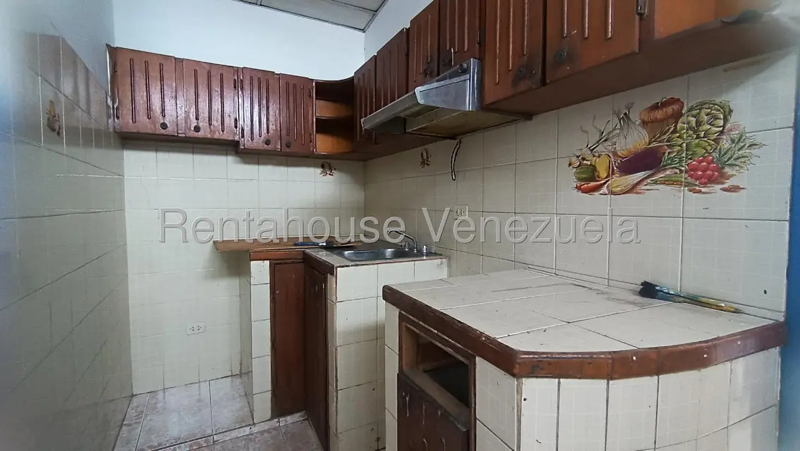 Comercial (Local Comercial) en Alquiler en Zona Oeste, Lara - 5