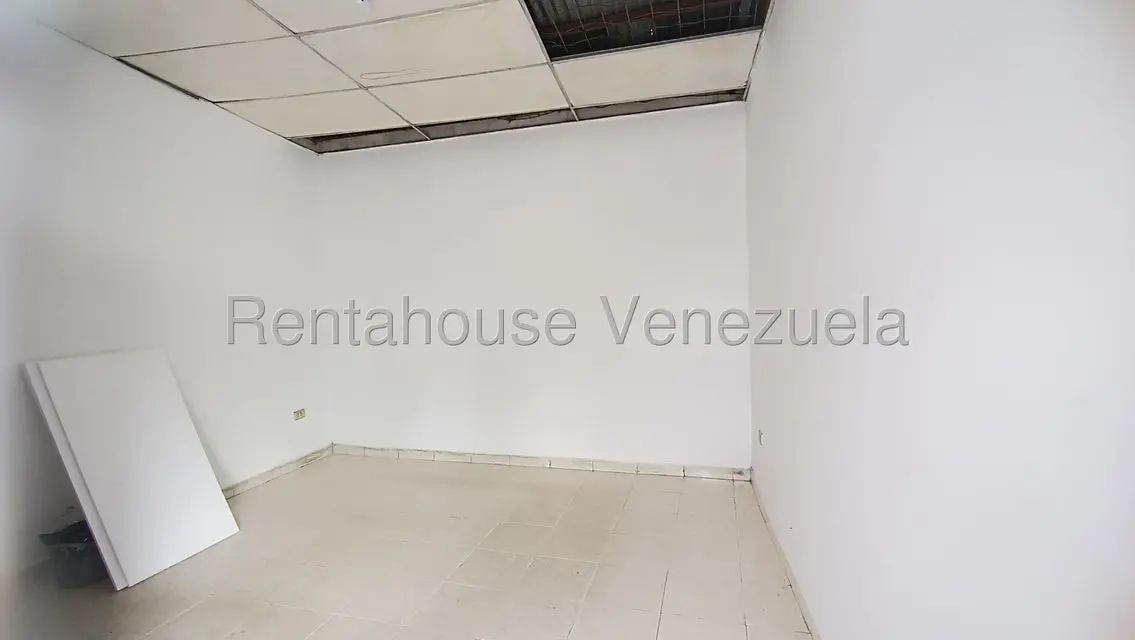 Comercial (Local Comercial) en Alquiler en Zona Oeste, Lara - 9