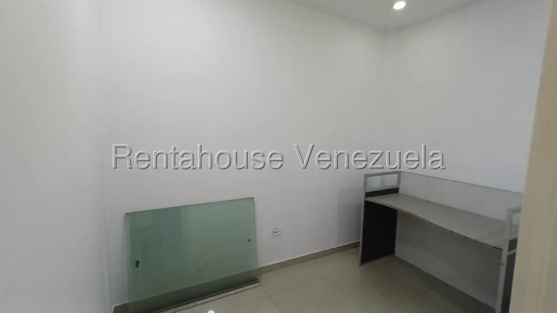 Comercial (Local Comercial) en Alquiler en Zona Centro, Aragua - 15
